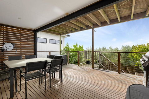 Port Views - Kawana Tourism 0