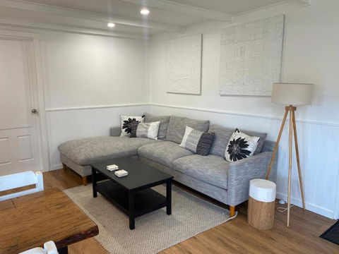 Pet Friendly Cozy Cabin - Kawana Tourism 2