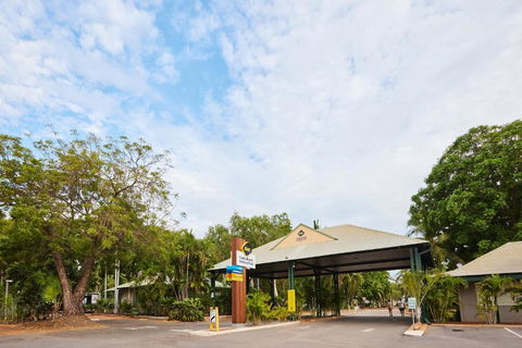 RAC Cable Beach Holiday Park - Kawana Tourism 1