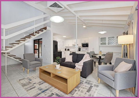 Queens Road 14/80 - Kawana Tourism 1