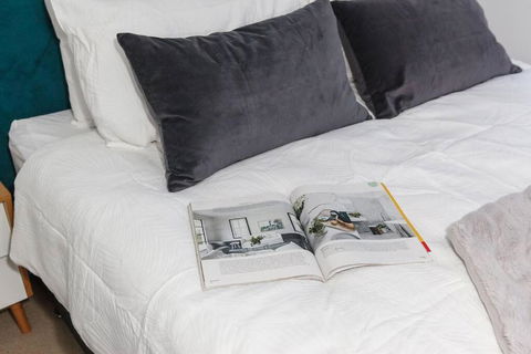 Premium Albert Park Grand Prix Apartment By Ready Set Host - Kawana Tourism 1
