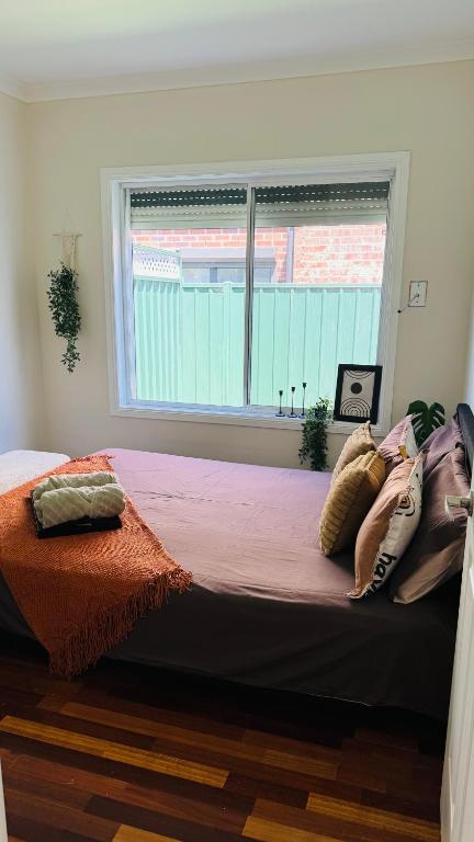 Premium Bedroom In Melbourne - Kawana Tourism 1
