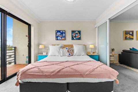 Prime Perth Apartment - Kawana Tourism 0
