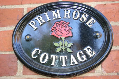 Primrose Cottage - Kawana Tourism 0