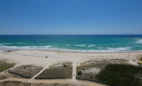 Princess Palm On The Beach - Kawana Tourism 3