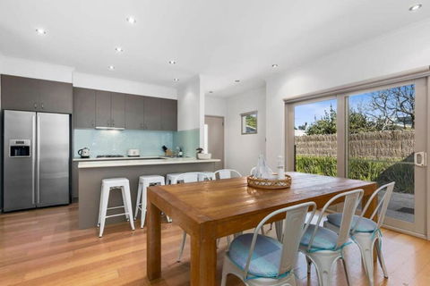 Privacy In Prime Location 450m To River Beach - Kawana Tourism 3
