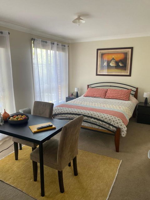 Private Room With Ensuite And Parking Close To Wollongong CBD - Kawana Tourism 0