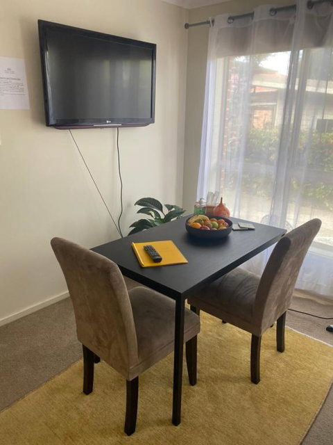 Private Room With Ensuite And Parking Close To Wollongong CBD - Kawana Tourism 1