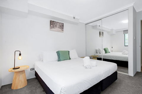 Pyrmont 2 Bed Apartment - Prime Location W Parking - Kawana Tourism 3