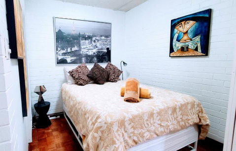 Quaint & Tranquil Subiaco 1 Bedroom Apartment - Kawana Tourism 0