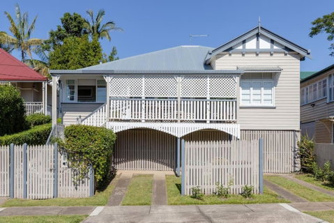 Quaint & Cosy 1 Bedroom Apartment In Queenslander. - Kawana Tourism 1