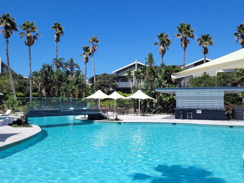 Pullman Magenta Shores Resort - Kawana Tourism 0