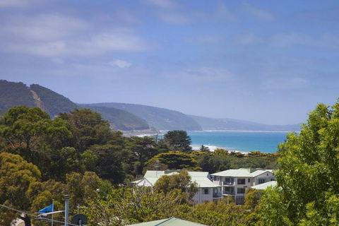 Questa E Bella - Kawana Tourism 0