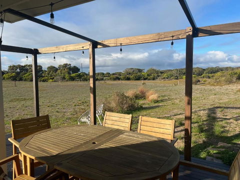 Ramblers Croft - WiFi Pet Friendly Inside - Kawana Tourism 1