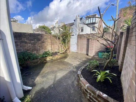 Rear Garden Suite - Kawana Tourism 1