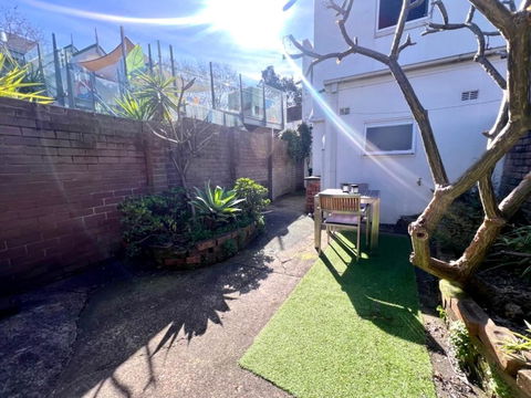 Rear Garden Suite - Kawana Tourism 2