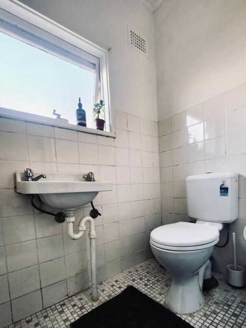 Rear Garden Suite - Kawana Tourism 3