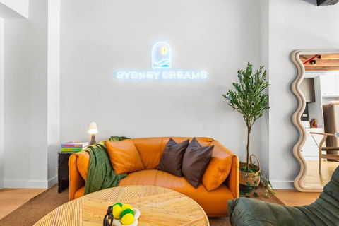 Quirky Loft By Sydney Dreams - Kawana Tourism 1