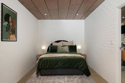 Railway Motel Myrtleford - Kawana Tourism 1