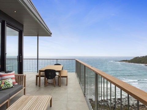 At Wye Eyrie With Arguably The Best Views In Town - Kawana Tourism 2