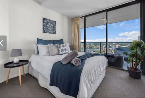 AU1 - Long Stay W Balcony RiverViews Fast WiFi - Kawana Tourism 3