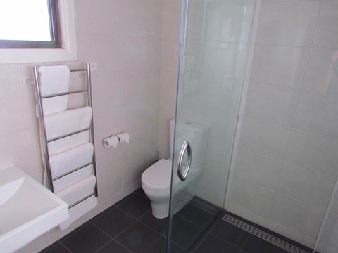 Augathella Motel & Caravan Park - Kawana Tourism 1