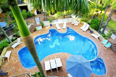 Aussie Resort - Kawana Tourism 0