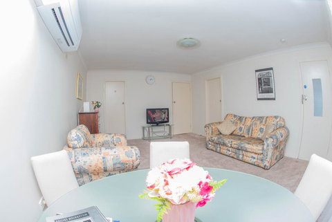 Aya Apartment - Kawana Tourism 0