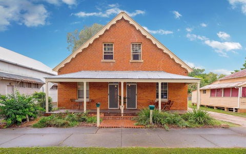 Azile 1875 Heritage Victorian Duplex - Kawana Tourism 3