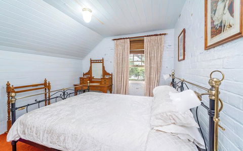 Azile 1875 Heritage Victorian Duplex - Kawana Tourism 1