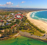 Azura Ocean View Holiday Apartment - Kawana Tourism
