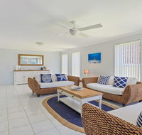Azure Waters - perfectly positioned with ocean views - Kawana Tourism