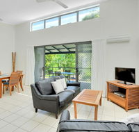 Baden 46 - Rainbow Shores Walk To Beach Top Floor Air conditioned Unit Pools - Kawana Tourism
