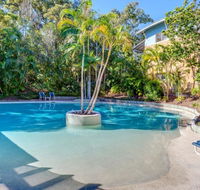 Baden 74 - Rainbow Shores Top Floor Air conditioned Unit Walk To Beach - Kawana Tourism