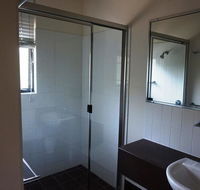 Baden 80 - Rainbow Shores Air conditioned Unit Top Floor Walk To Beach - Kawana Tourism