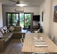Balcony Apartment Port Douglas - Kawana Tourism