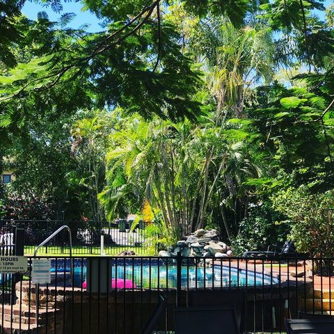 Balcony Apartment Port Douglas - Kawana Tourism 3