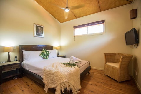 Bali Beach Villa - Port Douglas - Kawana Tourism 3