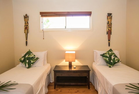 Bali Beach Villa - Port Douglas - Kawana Tourism 1