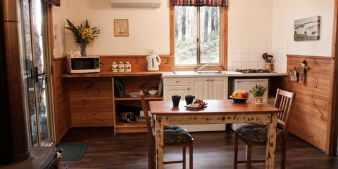 Balingup Heights Hilltop Forest Cottages - Kawana Tourism 2