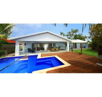 Balyarta 38 - 4 BDRM Canal Home with Pool - Kawana Tourism