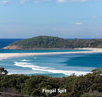 Barefoot' 7/44 Marine Drive - Fabulous Fingal Bay - Kawana Tourism
