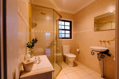 Barrington Hideaway- River Cottages - Kawana Tourism 2