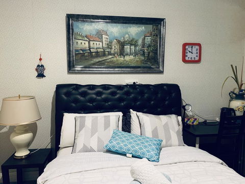 Bawlyn Room - Kawana Tourism 1