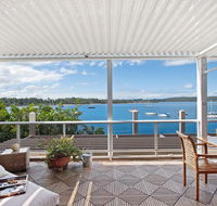 Bay Breeze Boutique Accommodation - Kawana Tourism