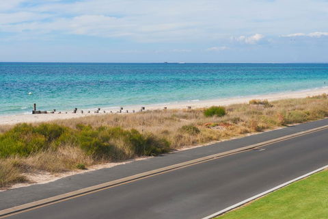 Bayside Beauty - Kawana Tourism 0