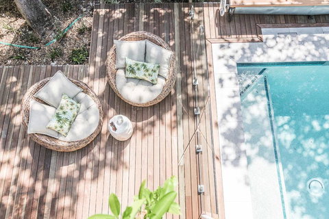 Beach Chalet - Kawana Tourism 1