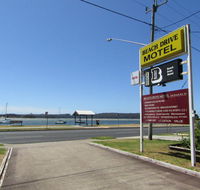 Beach Drive Motel - Kawana Tourism