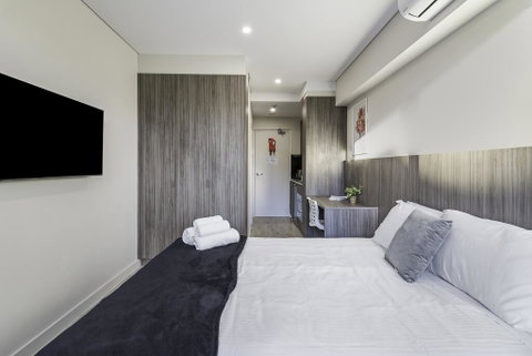 BEACH LOCATION STUDIO // CLOVELLY 2 - Kawana Tourism 2
