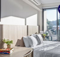 BEACH LOCATION STUDIO // CLOVELLY 4 - Kawana Tourism